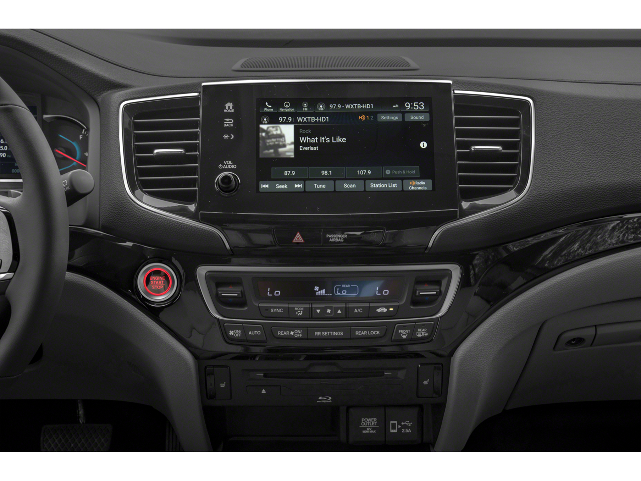 2021 Honda Pilot Touring w/Rear Captain's Chairs