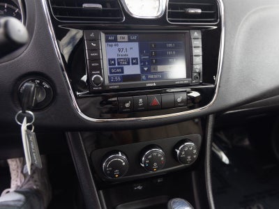 2012 Chrysler 200 Limited