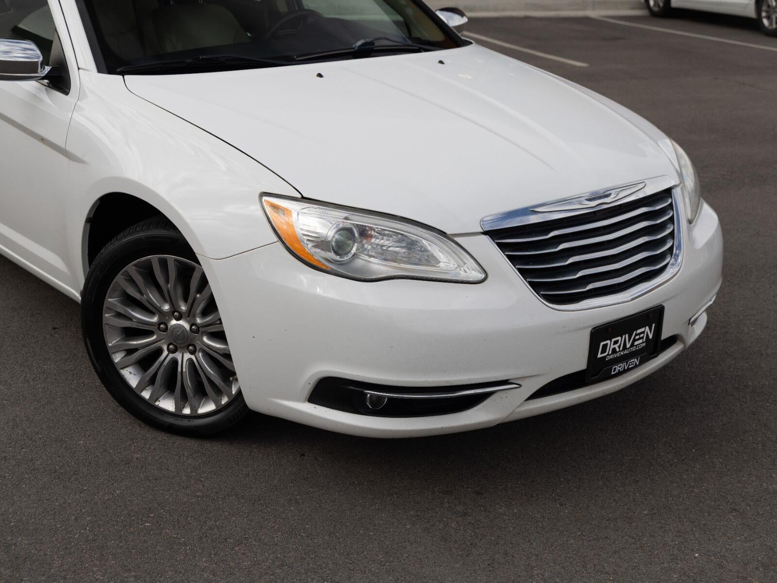 2012 Chrysler 200 Limited