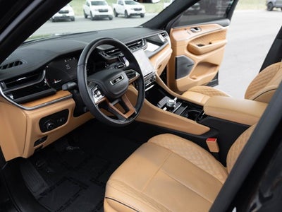 2023 Jeep Grand Cherokee Summit Reserve