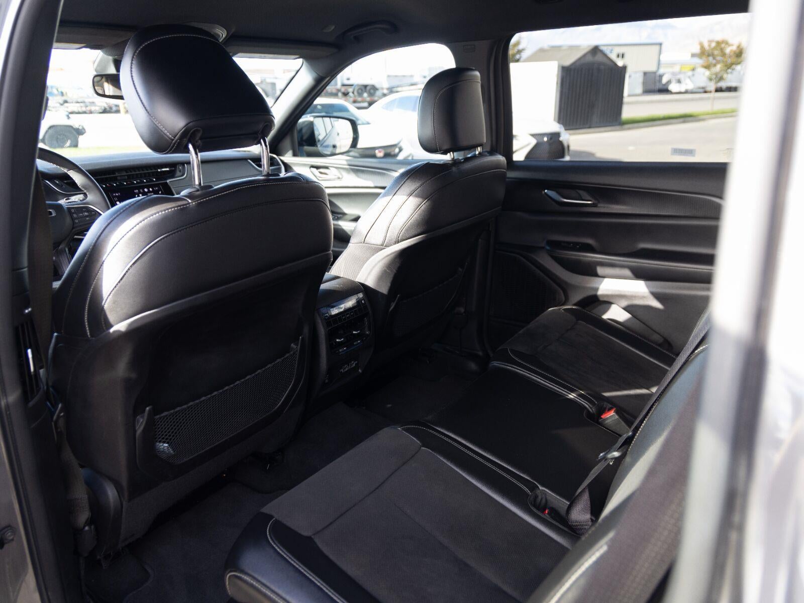 2024 Jeep Grand Cherokee L Altitude