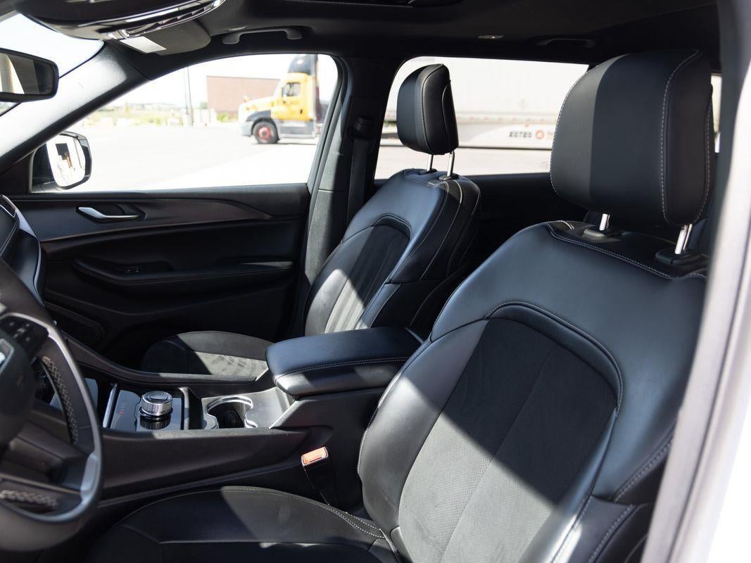 2023 Jeep Grand Cherokee L Altitude X