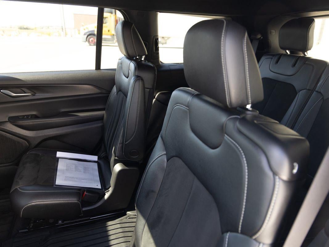 2023 Jeep Grand Cherokee L Altitude X
