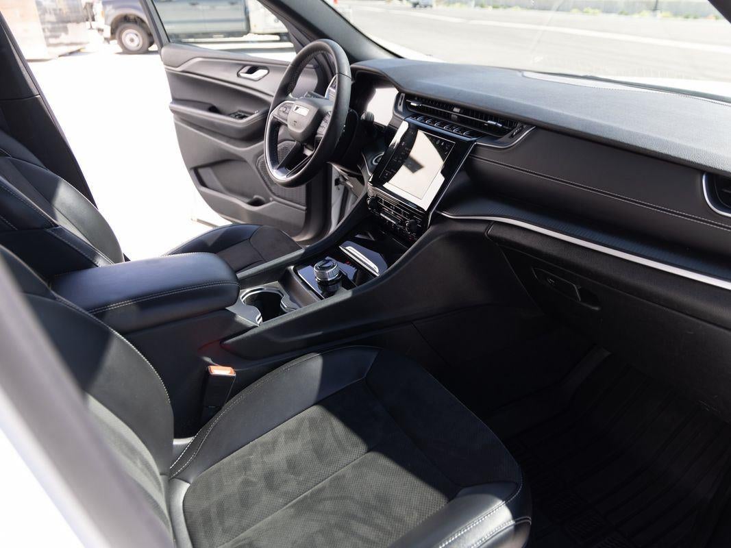 2023 Jeep Grand Cherokee L Altitude X