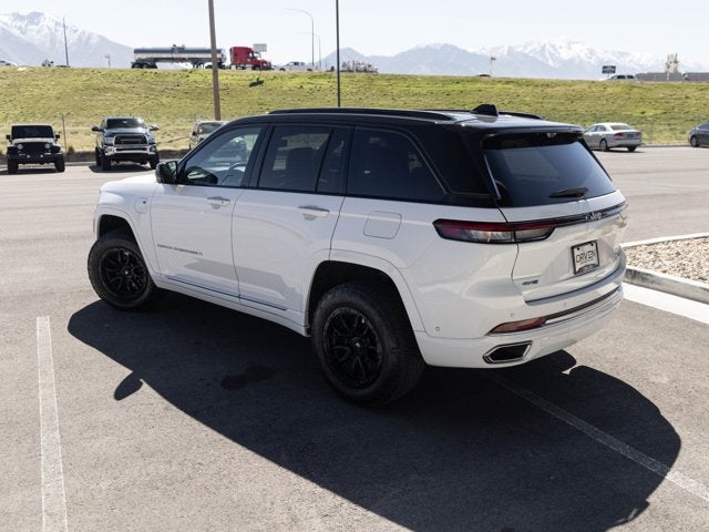 2022 Jeep Grand Cherokee 4xe Summit Reserve