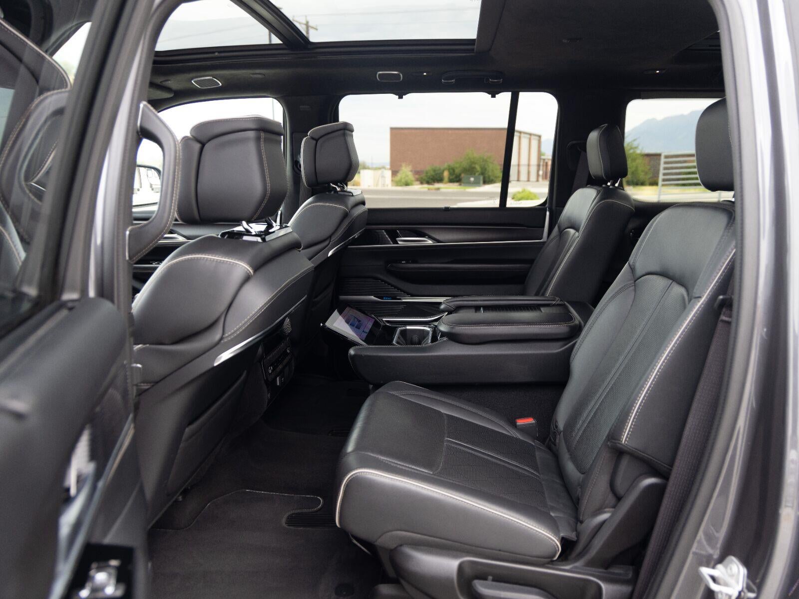 2024 Jeep Grand Wagoneer L Series II