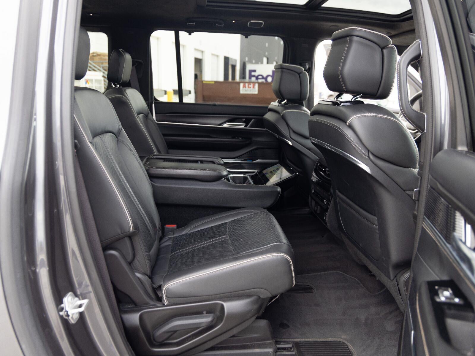 2024 Jeep Grand Wagoneer L Series II