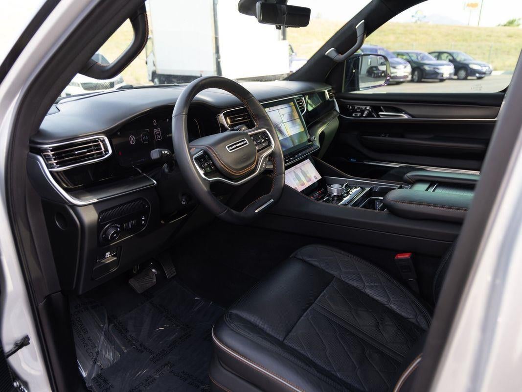 2024 Jeep Grand Wagoneer L Series III Obsidian