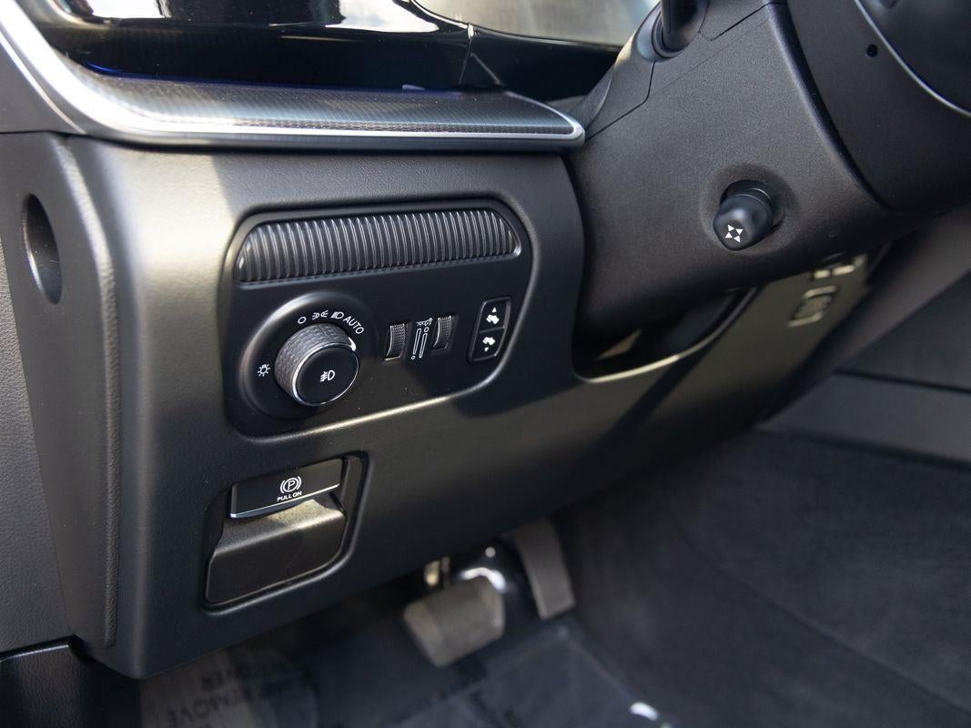 2024 Jeep Grand Wagoneer L Series III Obsidian