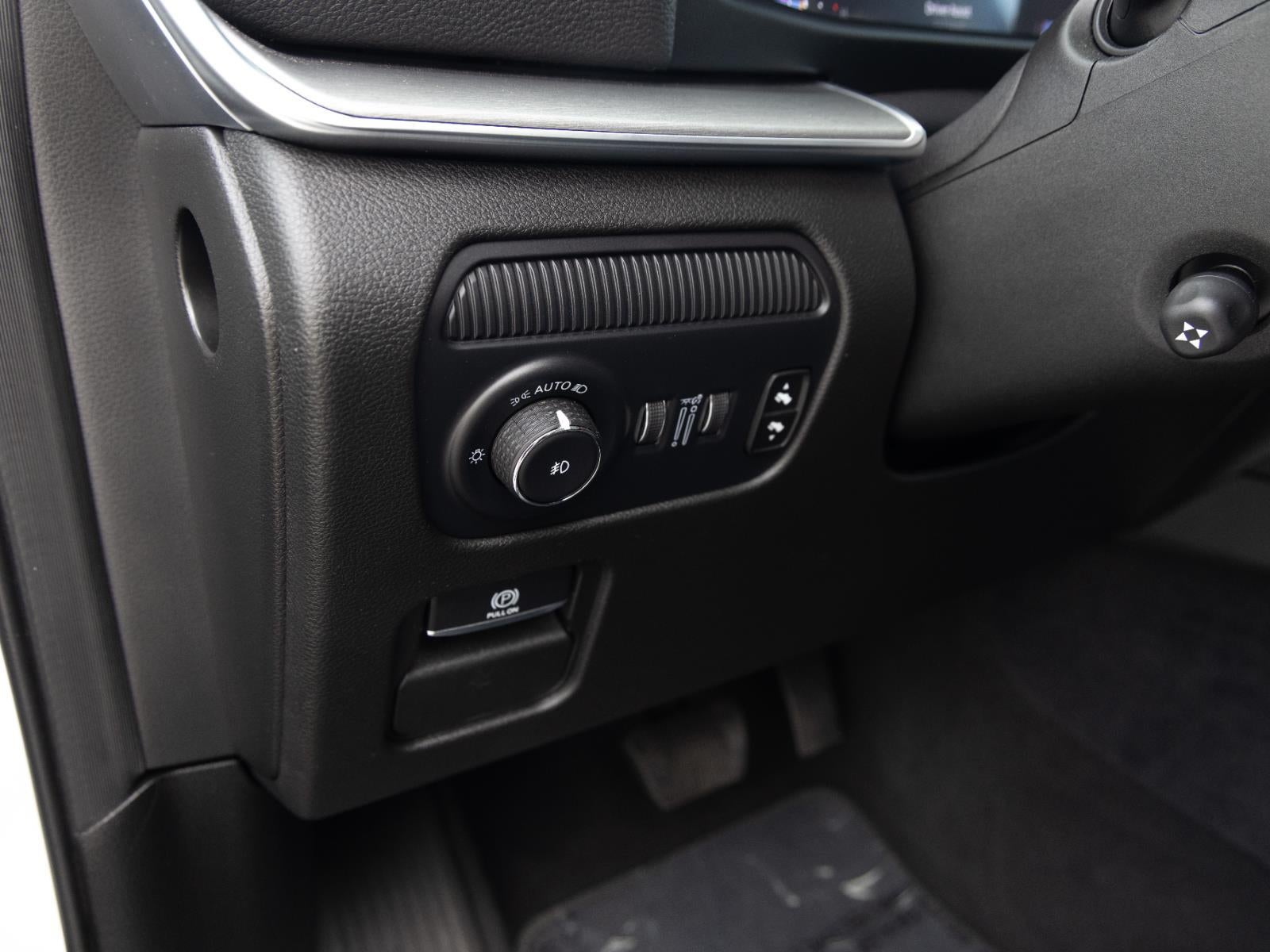 2024 Jeep Wagoneer Series II Carbide