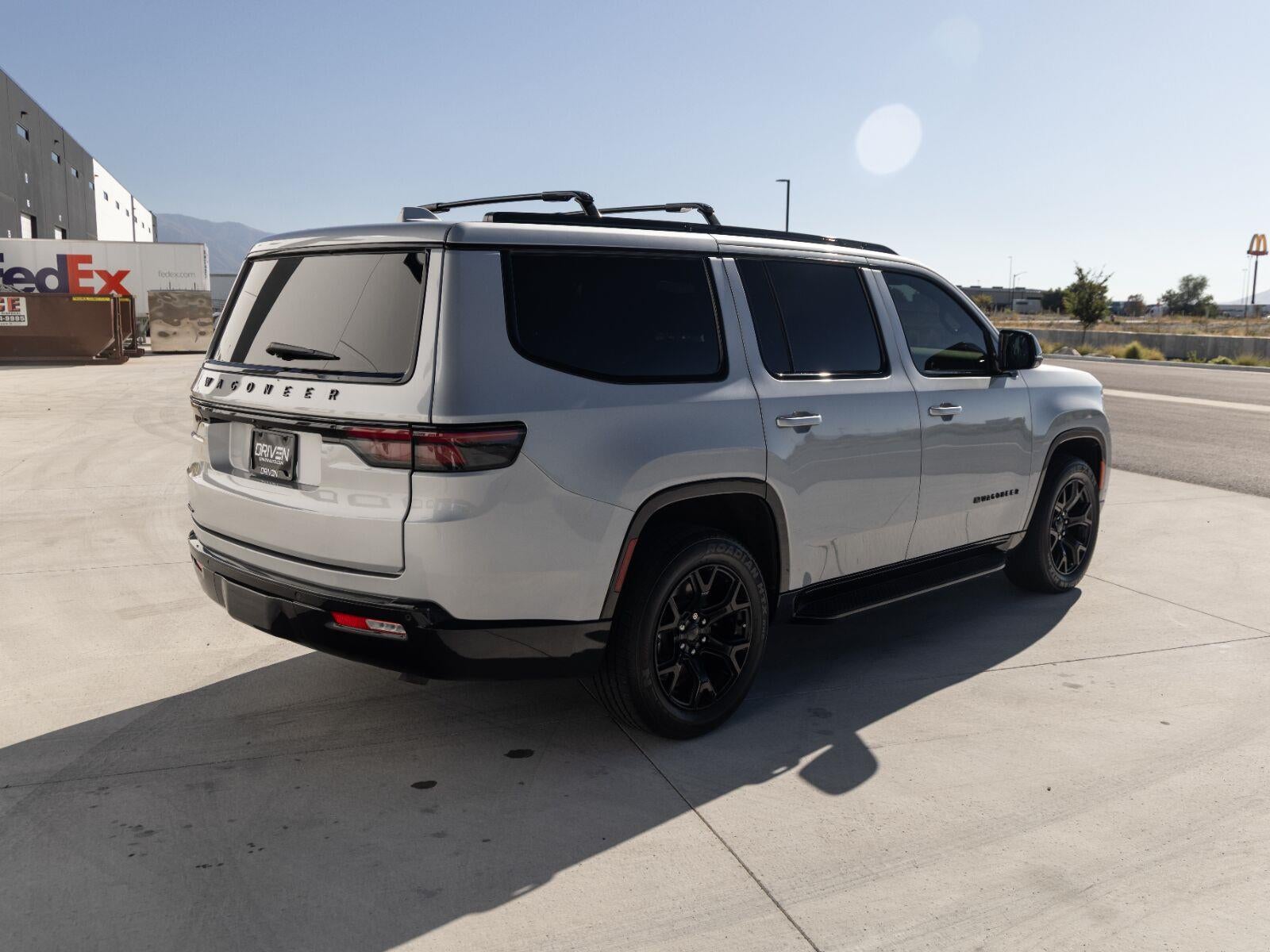 2023 Jeep Wagoneer Series II Carbide