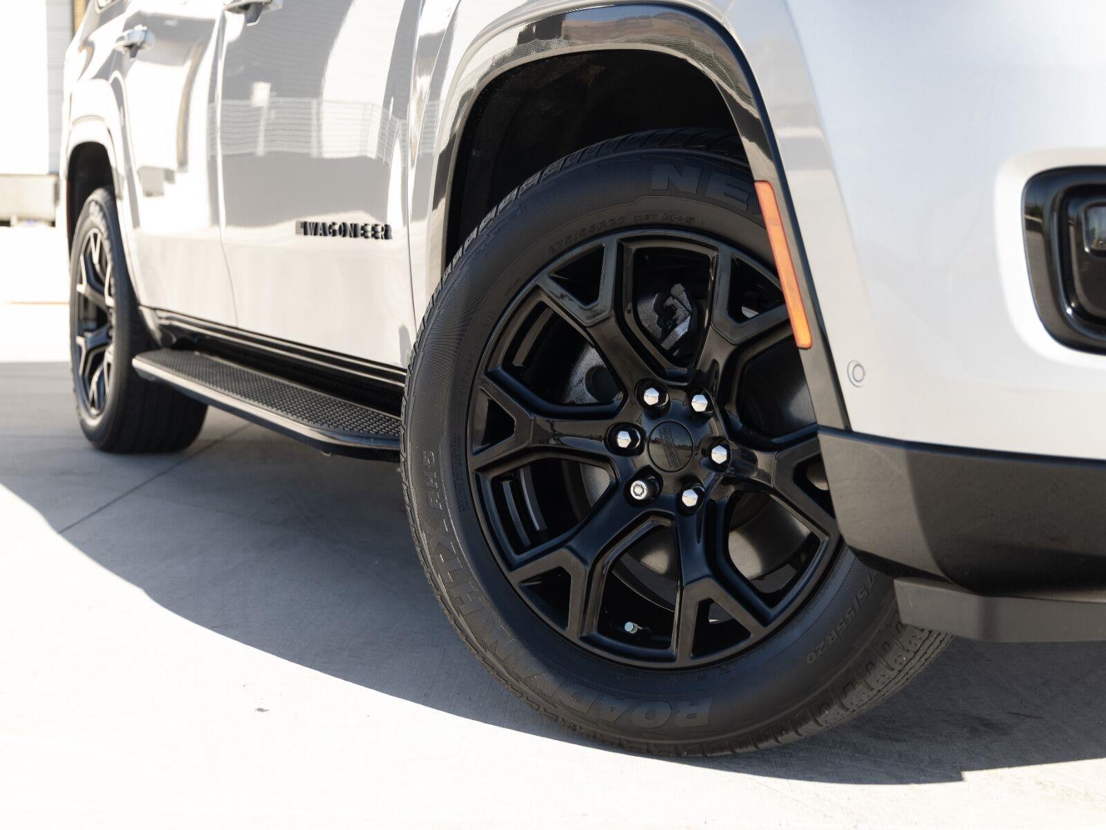 2023 Jeep Wagoneer Series II Carbide