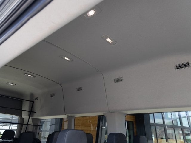 2024 Ford Transit Passenger Wagon 350 HD XL