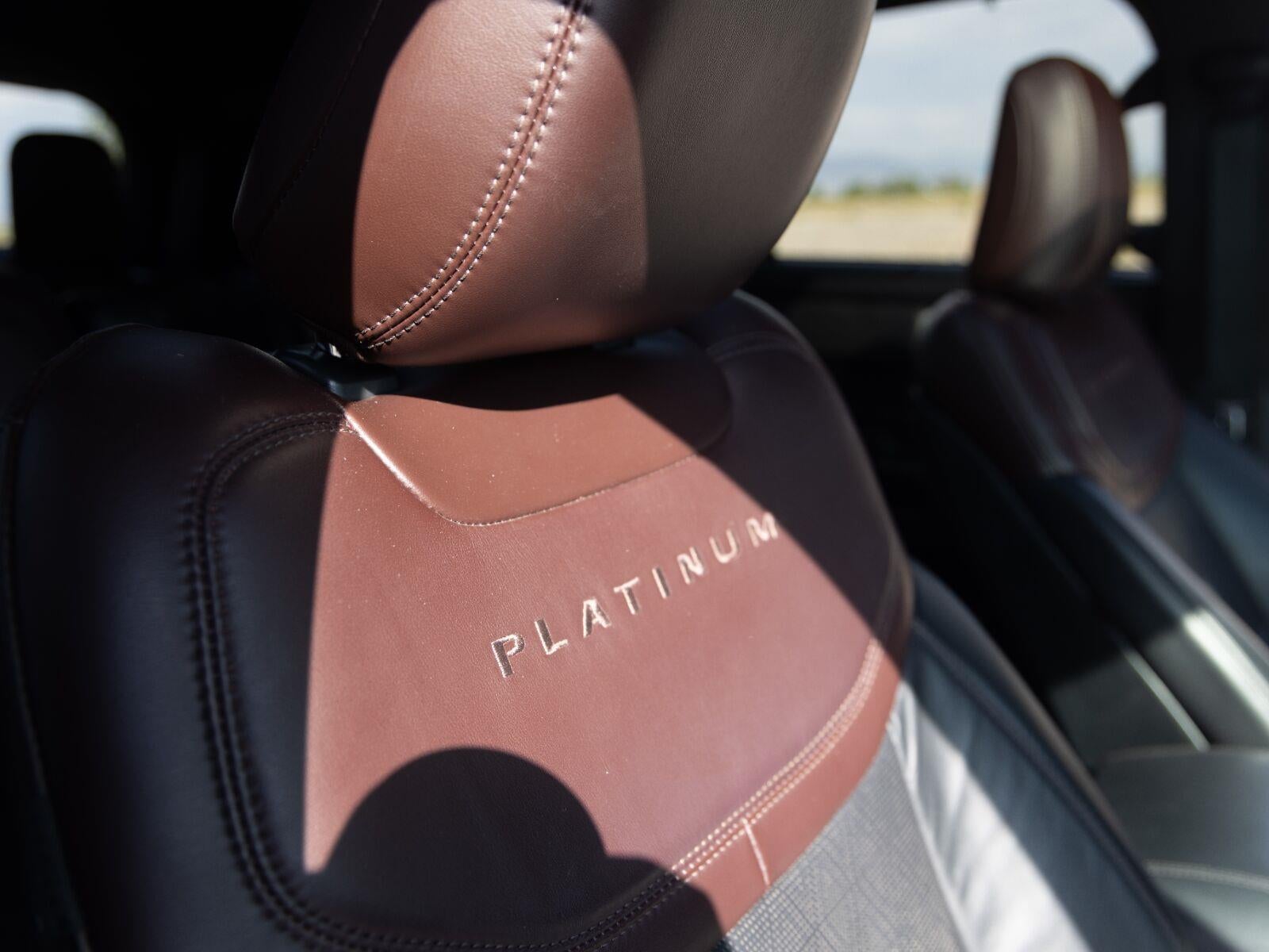 2020 Ford Explorer Platinum
