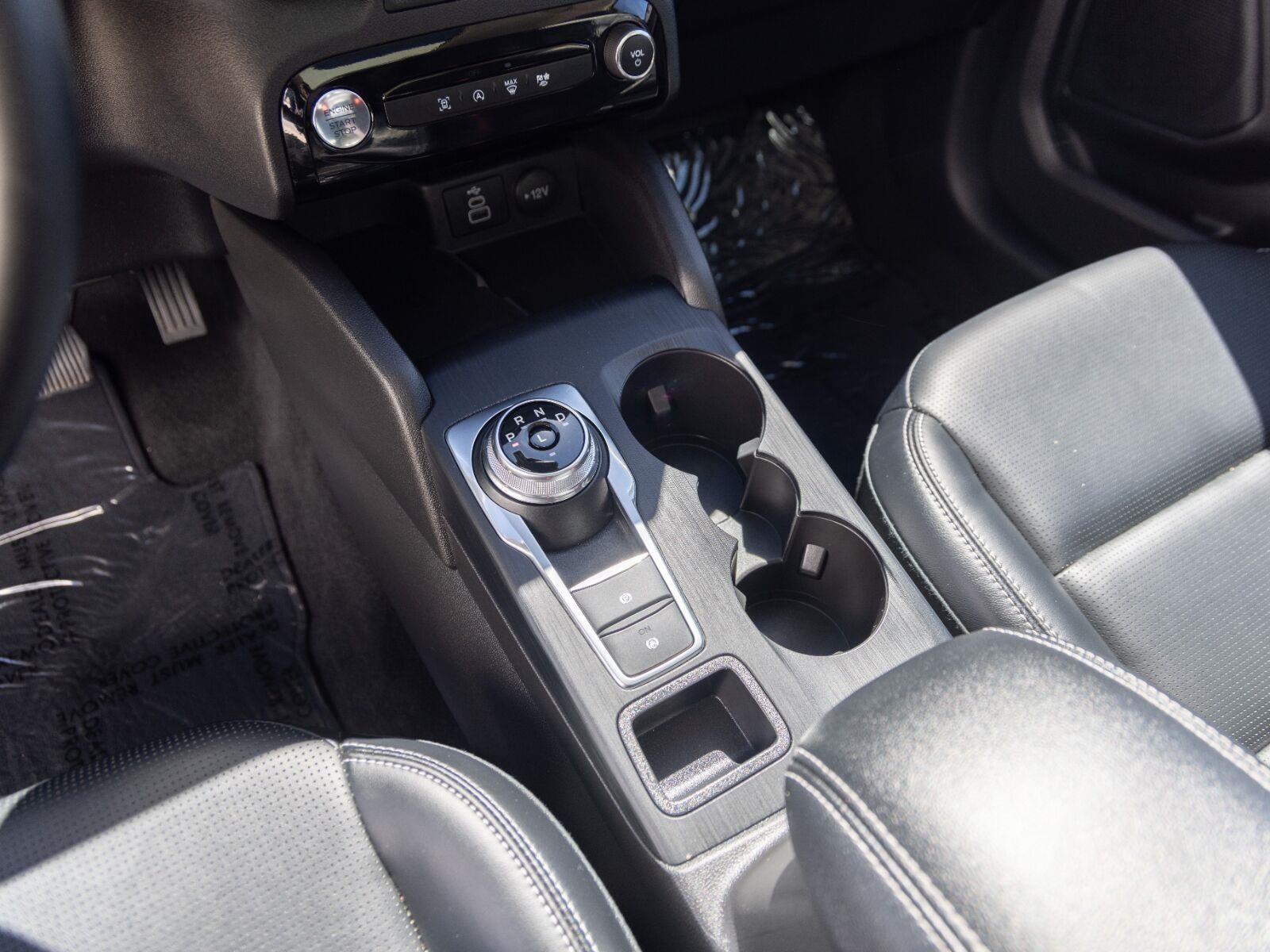 2025 Ford Escape Platinum