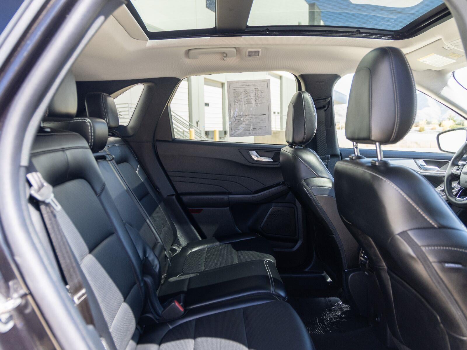 2025 Ford Escape Platinum