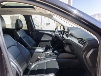 2025 Ford Escape Platinum
