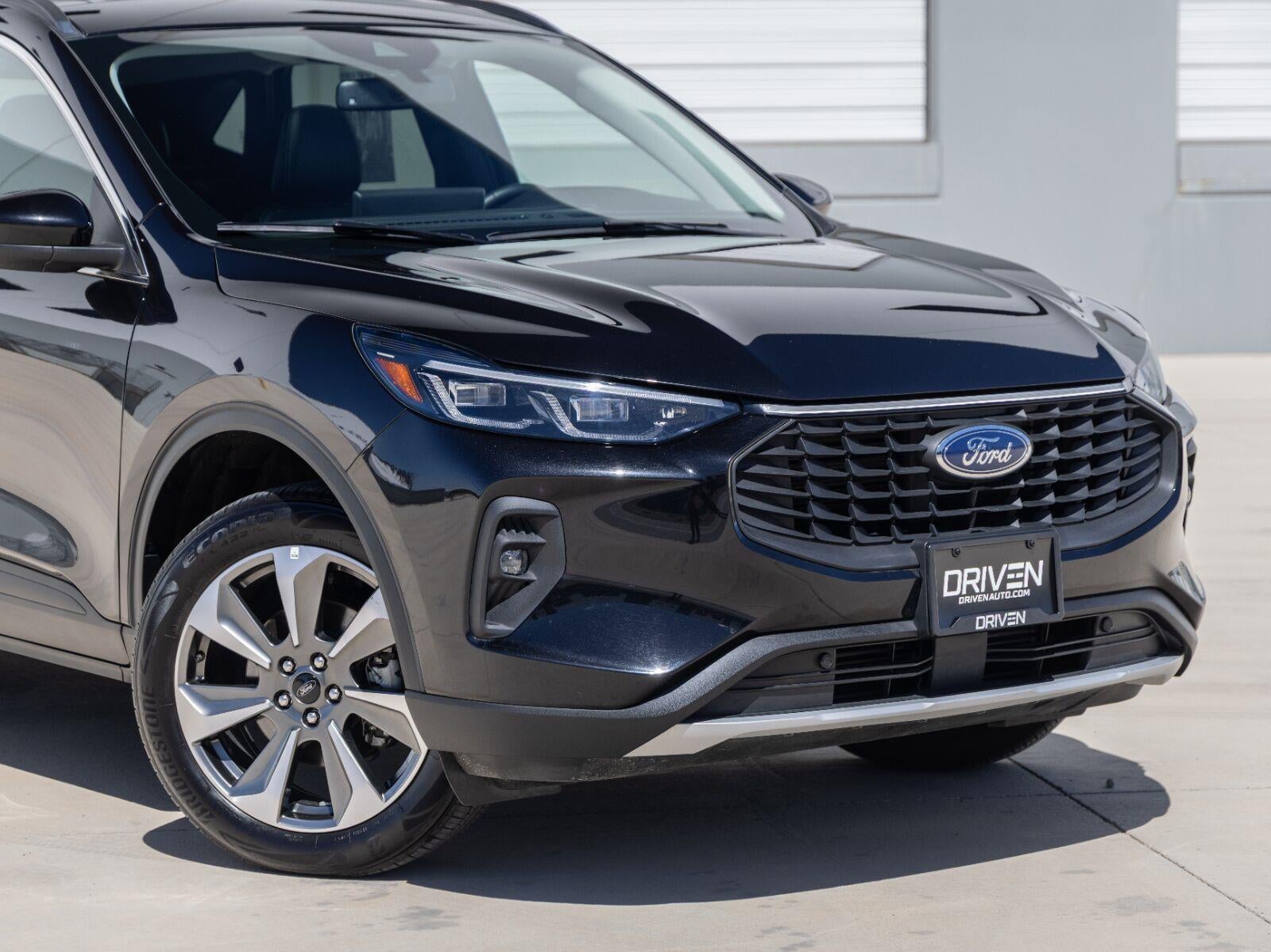 2025 Ford Escape Platinum