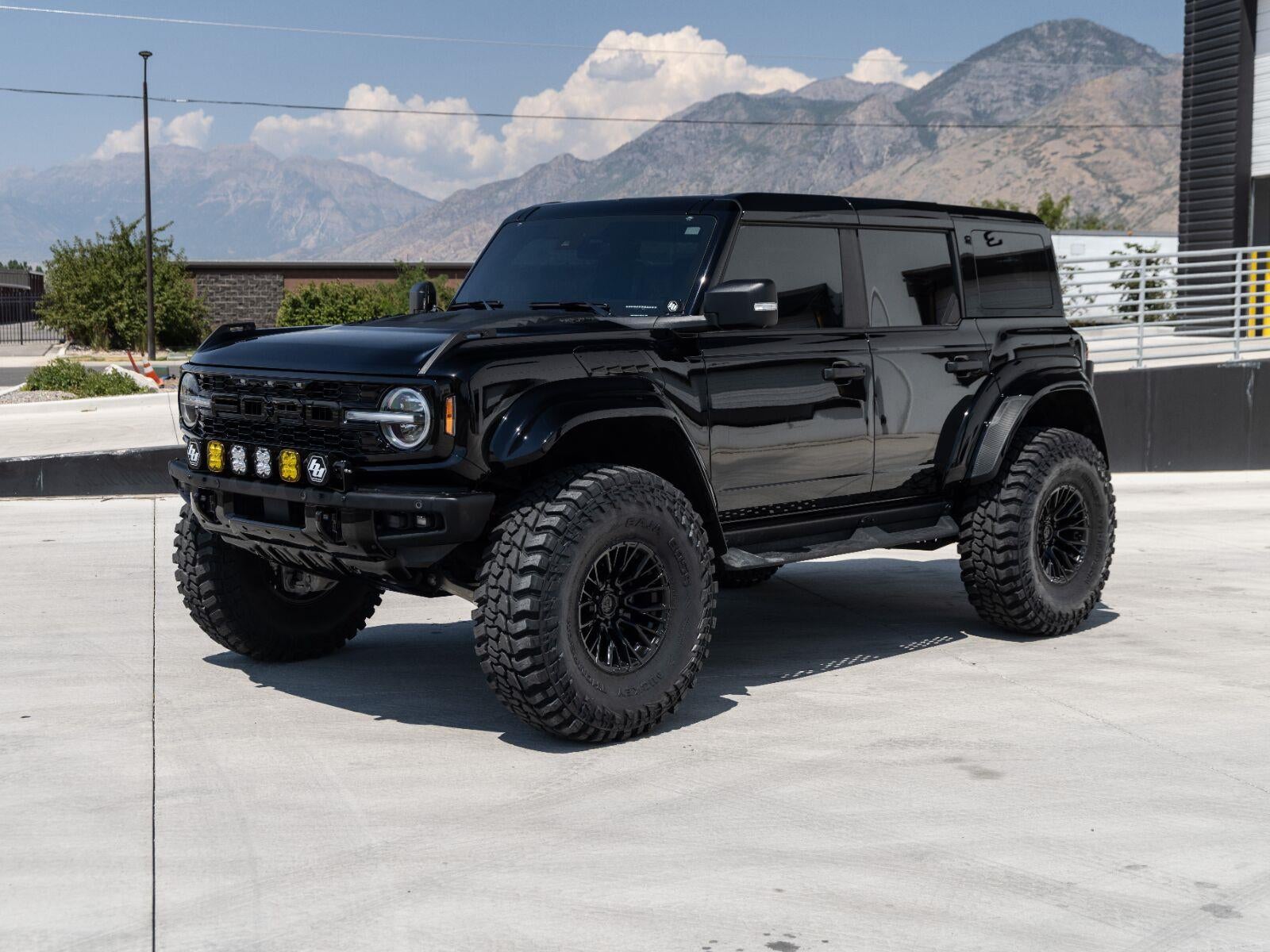2025 Ford Bronco Raptor