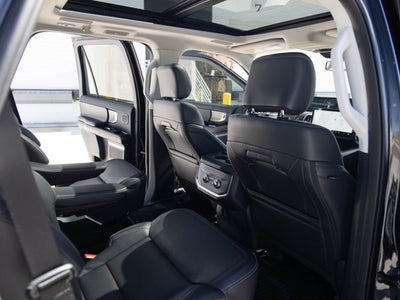 2025 Ford Expedition Platinum