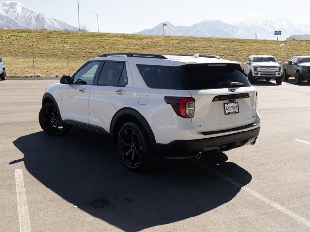2023 Ford Explorer ST-Line