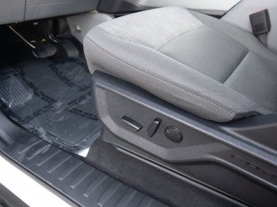 2023 Ford F-150 Lightning XLT