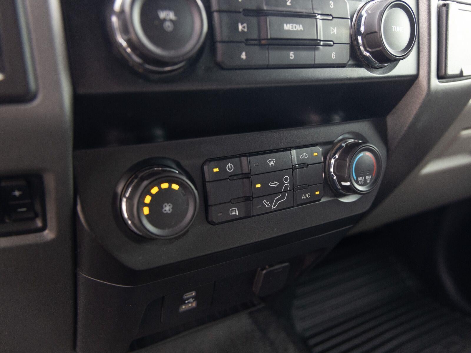 2020 Ford Super Duty F-250 SRW XL