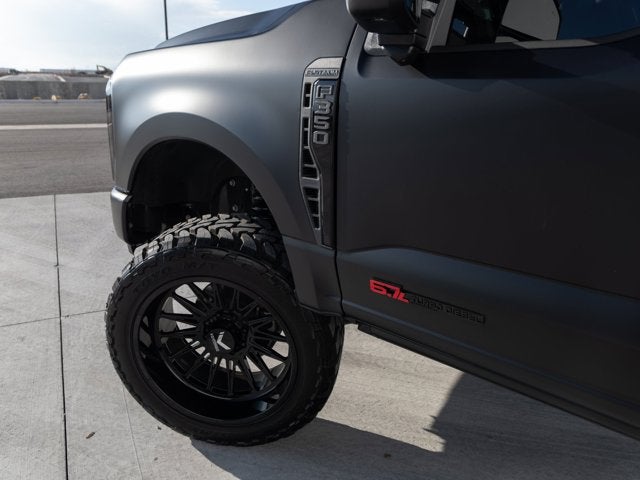 2025 Ford Super Duty F-350 SRW Platinum