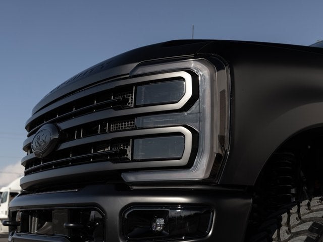 2025 Ford Super Duty F-350 SRW Platinum