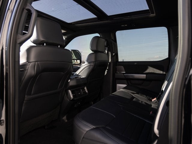 2025 Ford Super Duty F-350 SRW Platinum