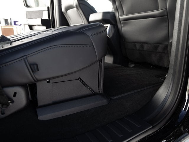 2025 Ford Super Duty F-350 SRW Platinum