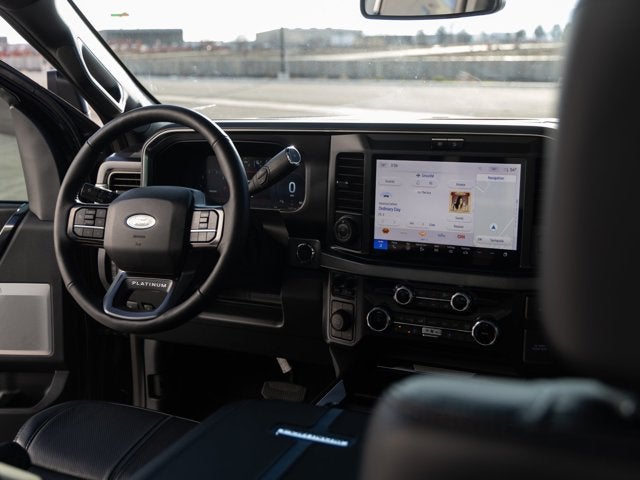 2025 Ford Super Duty F-350 SRW Platinum