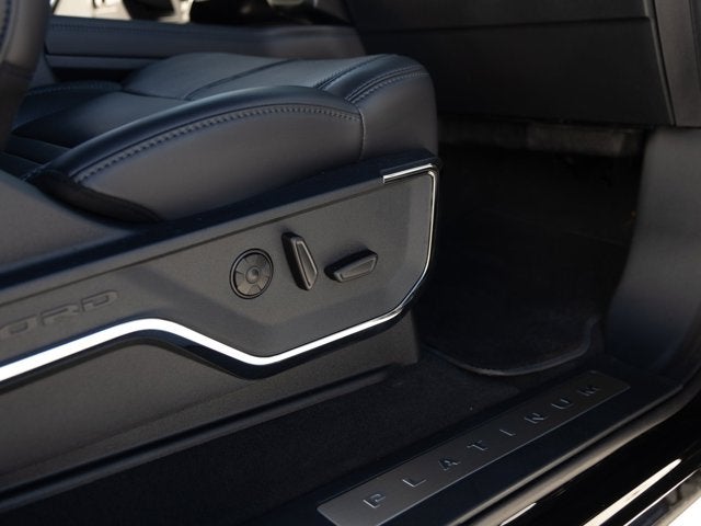 2025 Ford Super Duty F-350 SRW Platinum