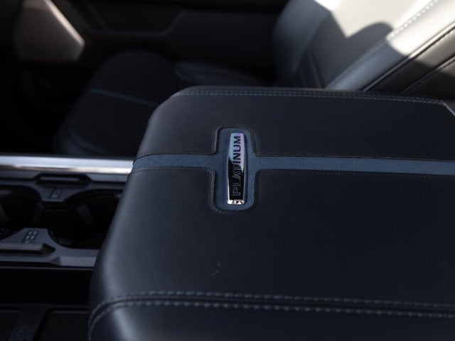 2025 Ford Super Duty F-350 SRW Platinum