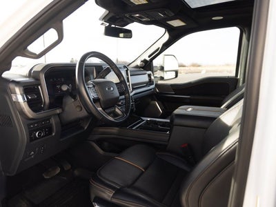2023 Ford Super Duty F-350 SRW Platinum