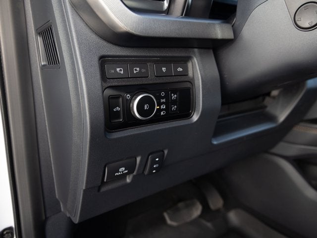 2023 Ford Super Duty F-350 SRW Platinum