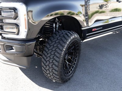2026 Ford Super Duty F-350 SRW Platinum