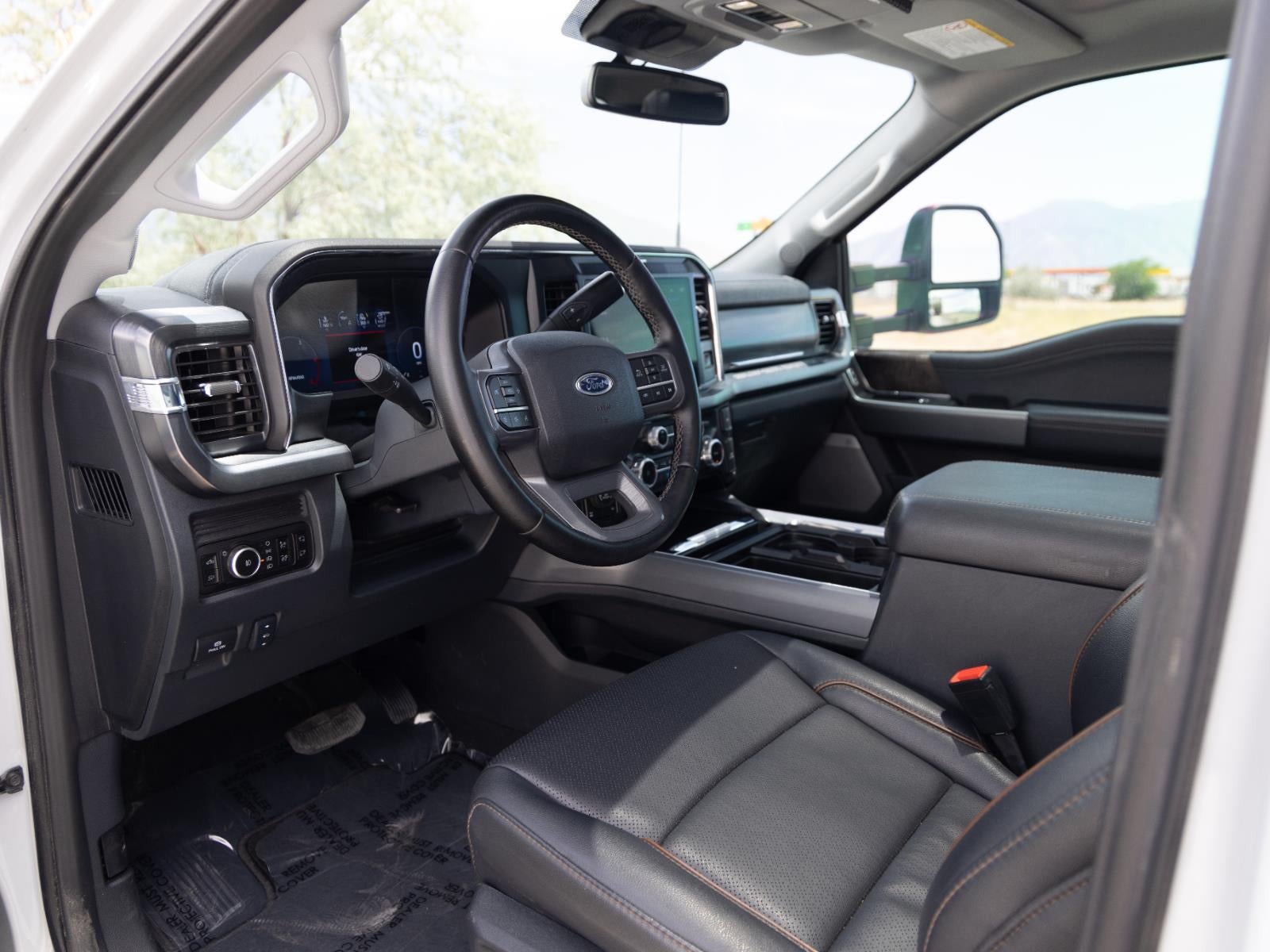 2025 Ford Super Duty F-350 SRW LARIAT