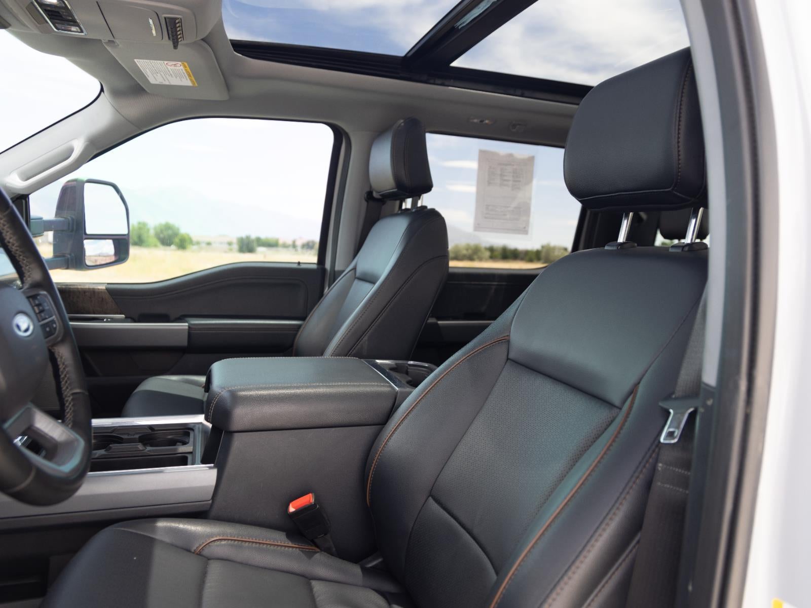2025 Ford Super Duty F-350 SRW LARIAT