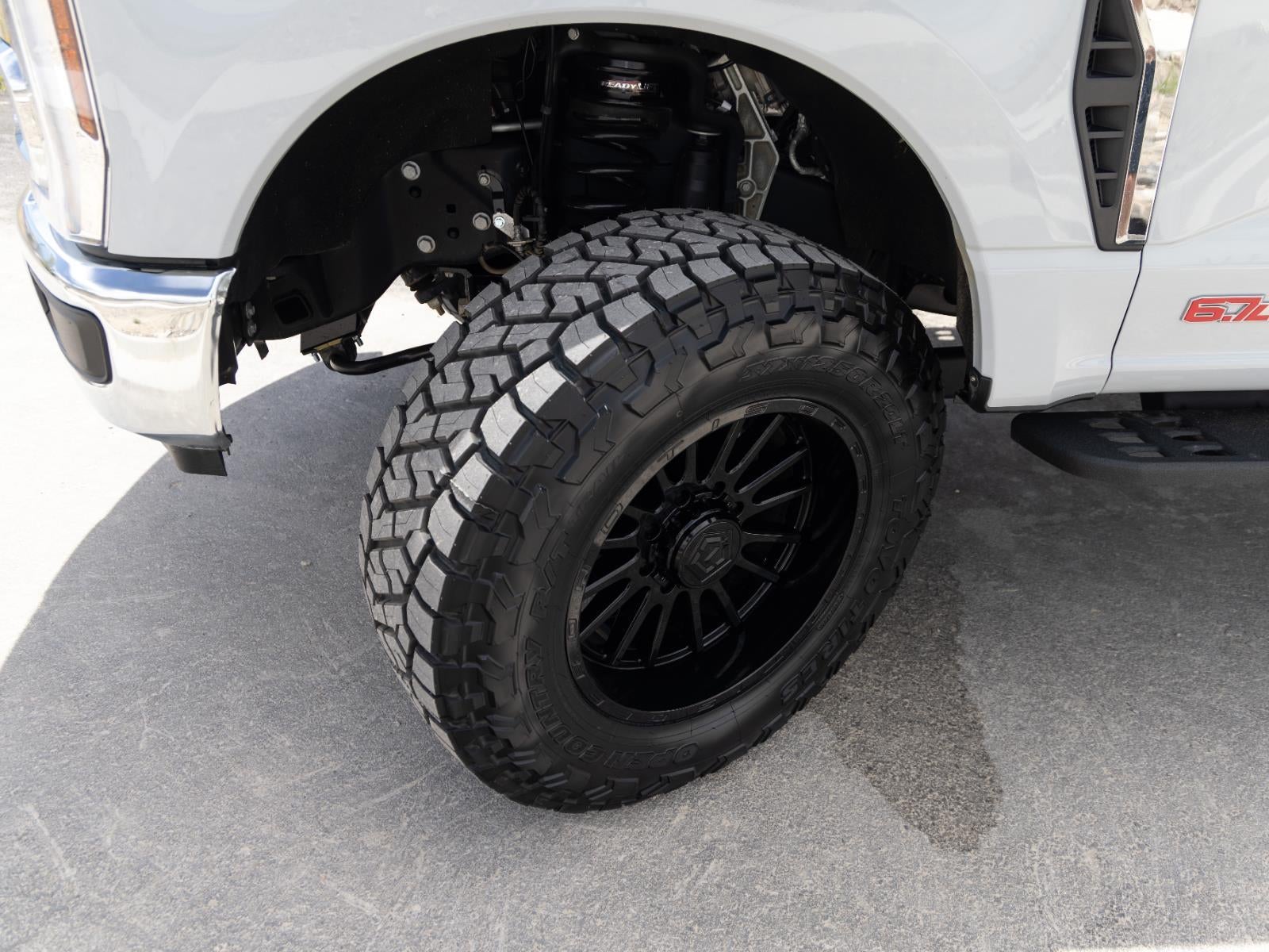 2025 Ford Super Duty F-350 SRW LARIAT