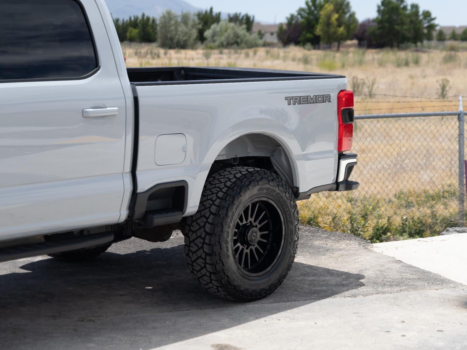 2025 Ford Super Duty F-350 SRW LARIAT