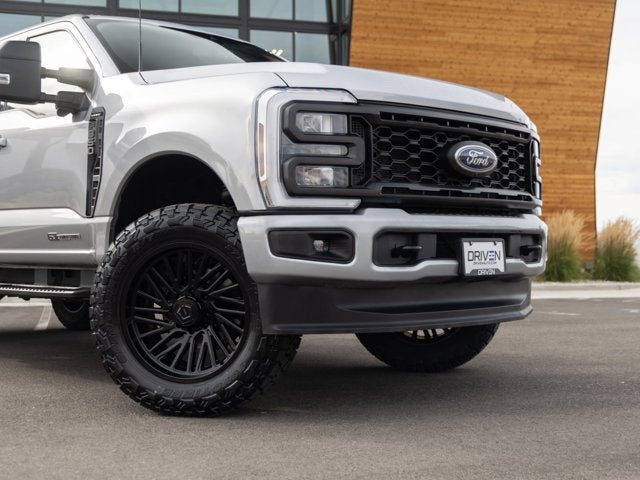 2024 Ford Super Duty F-350 SRW LARIAT