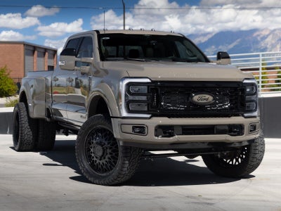 2026 Ford Super Duty F-450 Drw Platinum