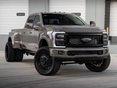 2026 Ford Super Duty F-450 DRW Platinum