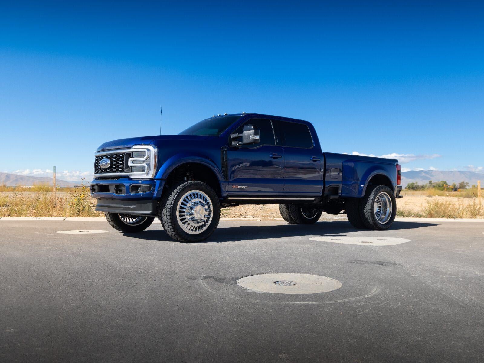 2026 Ford Super Duty F-450 DRW Platinum