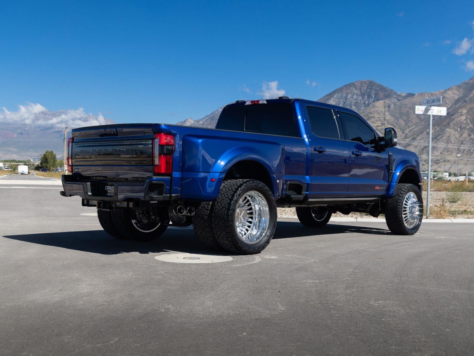 2026 Ford Super Duty F-450 DRW Platinum
