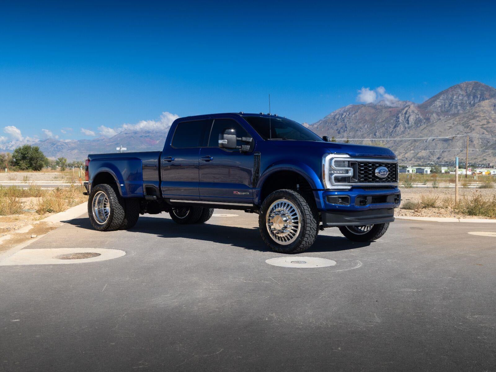 2026 Ford Super Duty F-450 DRW Platinum