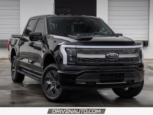 2023 Ford F-150 Lightning LARIAT