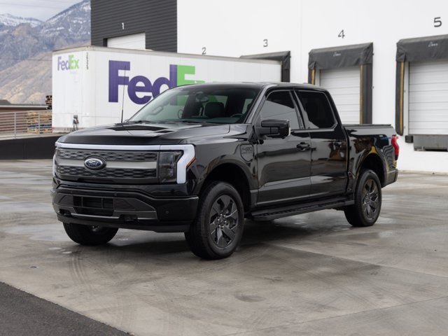 2023 Ford F-150 Lightning LARIAT