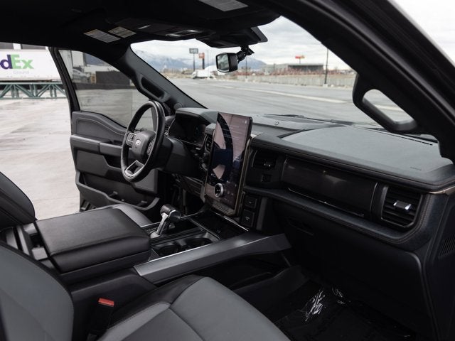 2023 Ford F-150 Lightning LARIAT